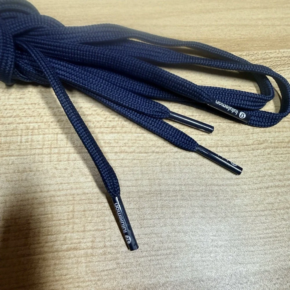 Shoelaces LULULEMON 54 inches (137cm) Heavy Duty Flat Navy Shoelaces - Picture 1 of 3